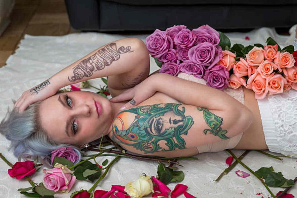 Flower Tattoos For Thighs