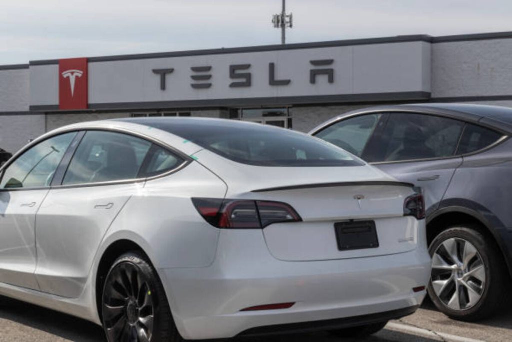 Tesla Caught Fire Twice in Scottsdale