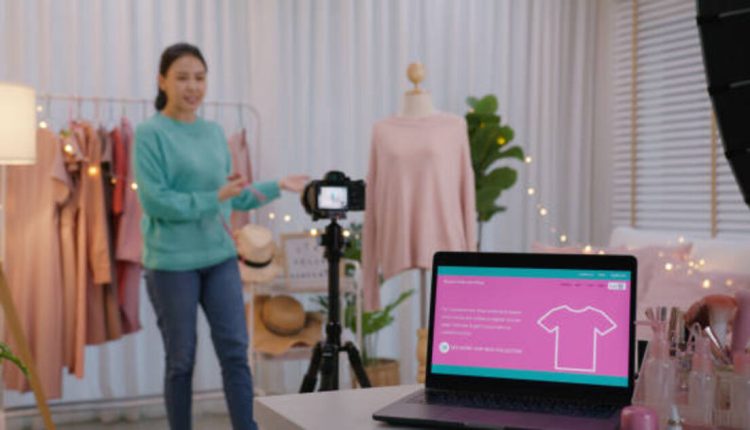 Add a Magical Touch to Your Videos With AKVIS Decorator