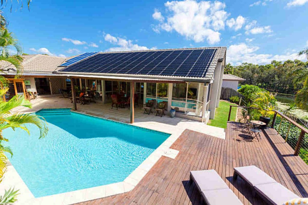 Transform Your Outdoor Space with Pool Deck Grand Rapids Resurfacing and Repair Experts