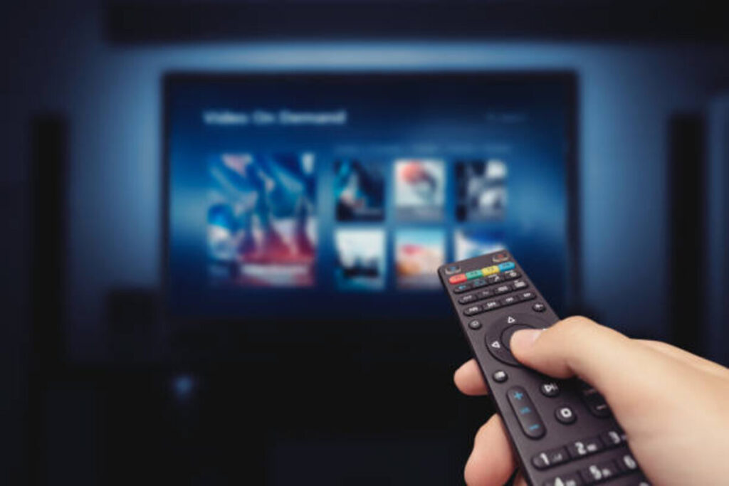 Choosing the Best IPTV Subscription Service Ultimate 7