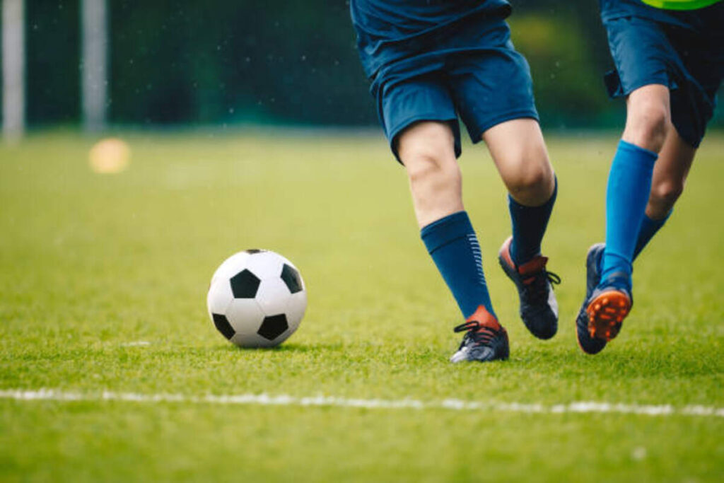 Analyzing Football Odds for Better Bets