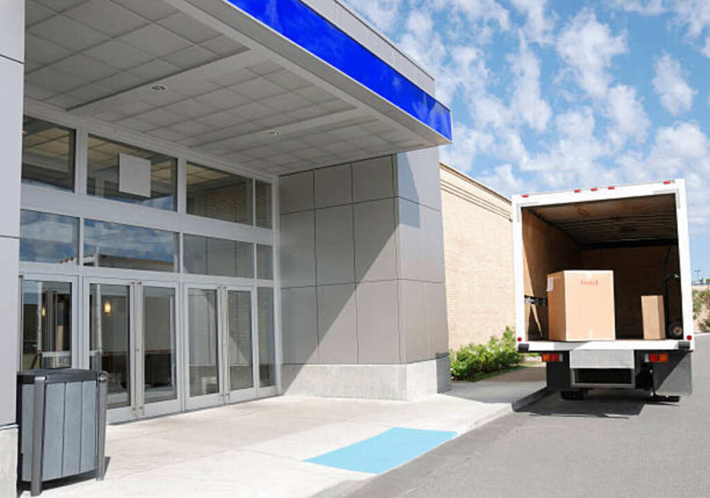 Sherman Oaks Movers 1